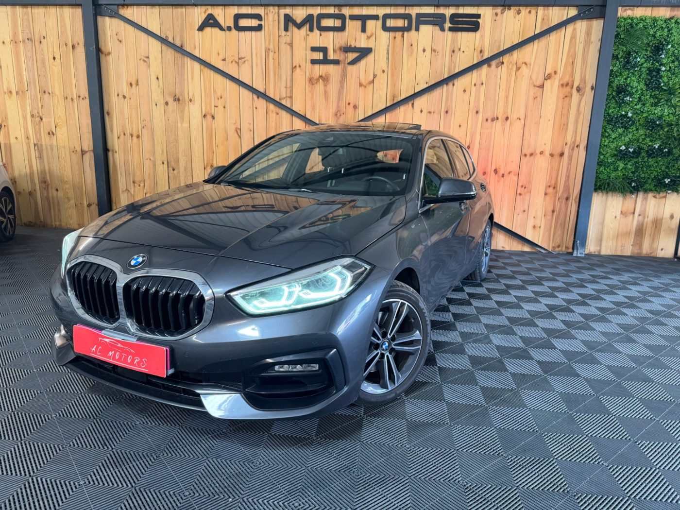BMW Série 1 118i Sportline DKG7 (F40)